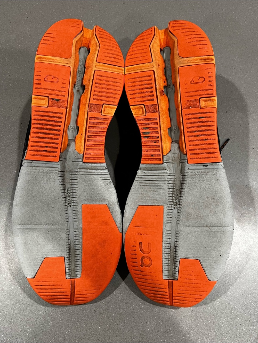 On Cloud Men's Black & Orange Running Shoes - Picture 8 of 13